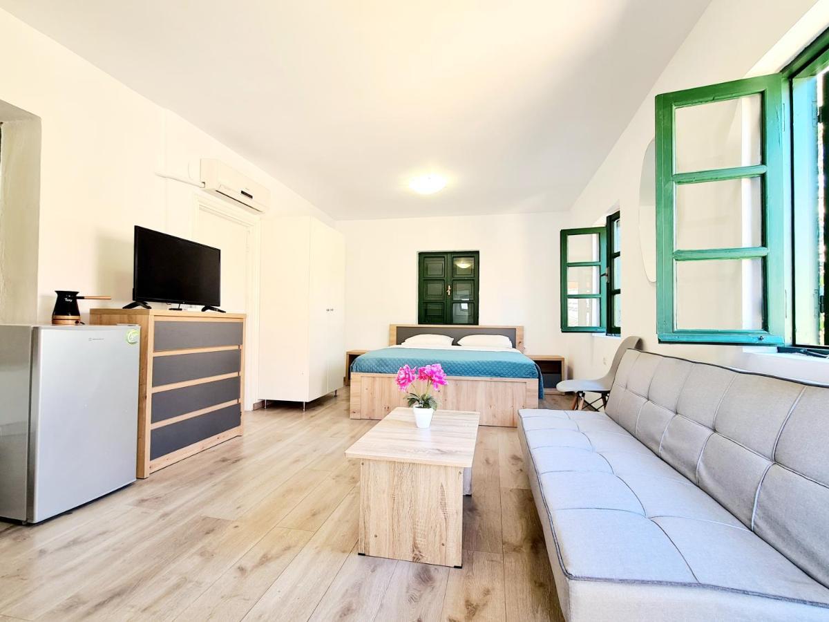 Piccolo Modern Suites Old Town Rhodes City ภายนอก รูปภาพ
