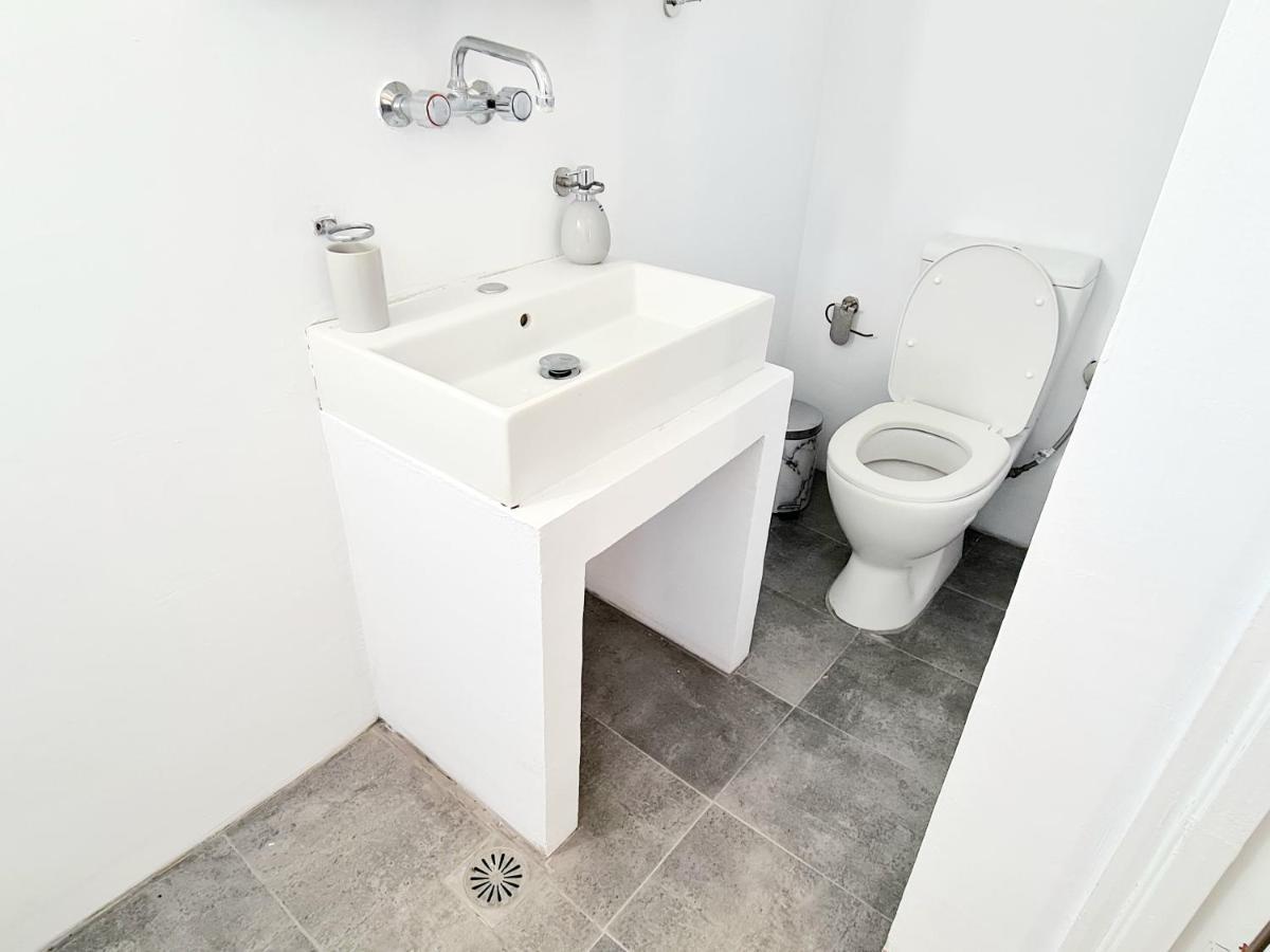 Piccolo Modern Suites Old Town Rhodes City ภายนอก รูปภาพ