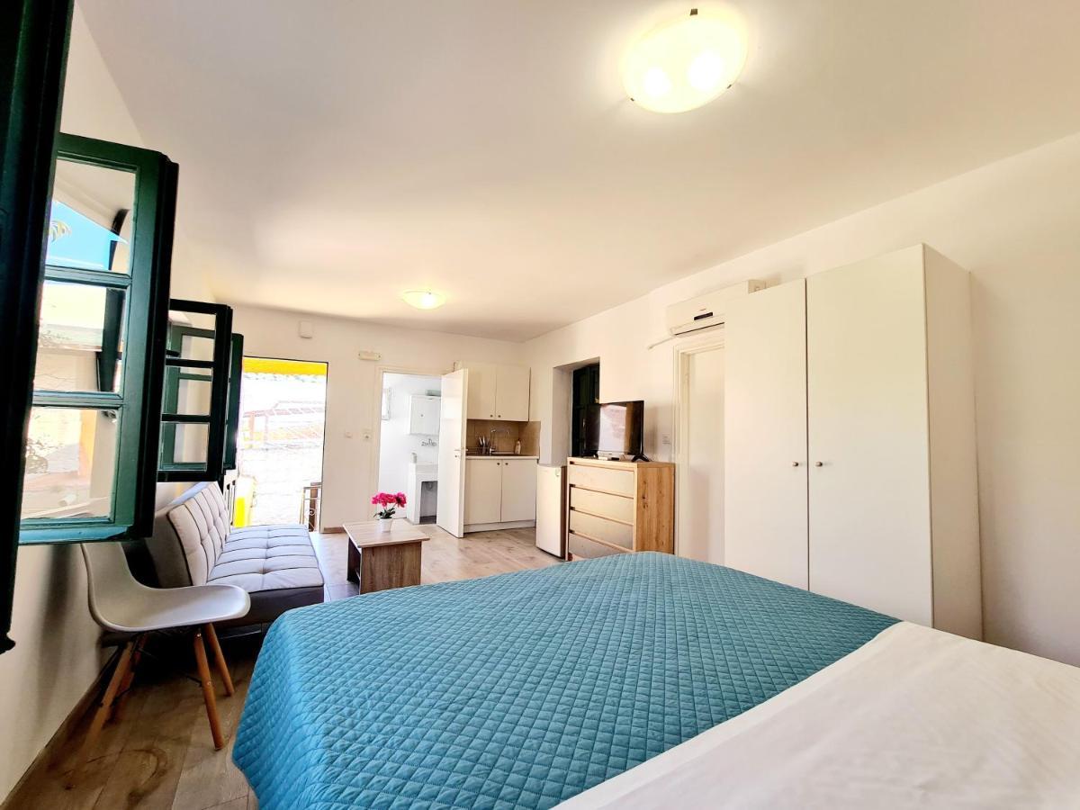 Piccolo Modern Suites Old Town Rhodes City ภายนอก รูปภาพ