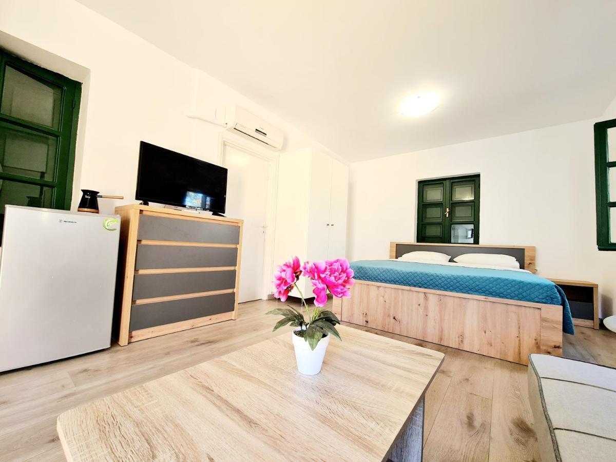 Piccolo Modern Suites Old Town Rhodes City ภายนอก รูปภาพ