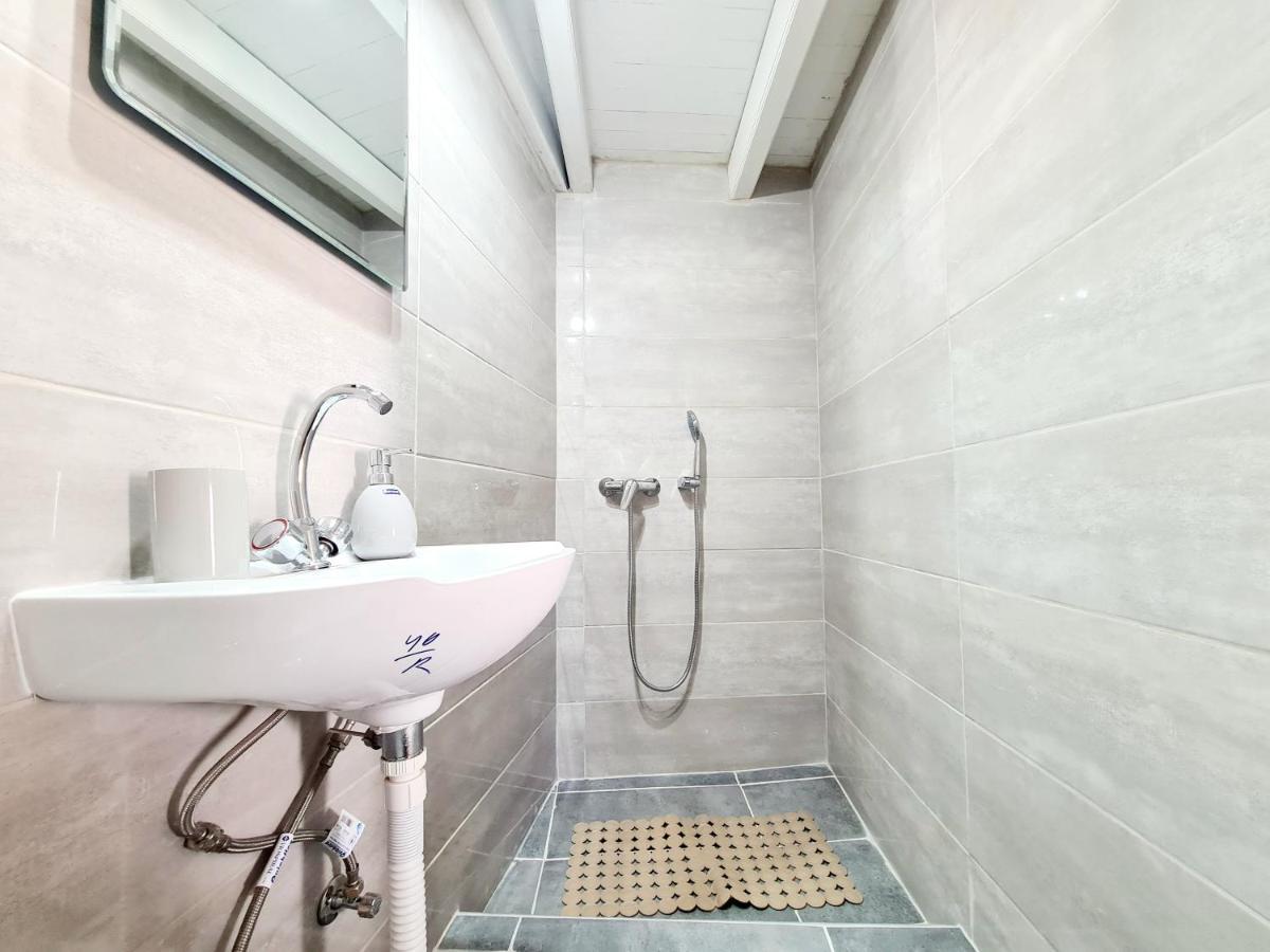 Piccolo Modern Suites Old Town Rhodes City ภายนอก รูปภาพ